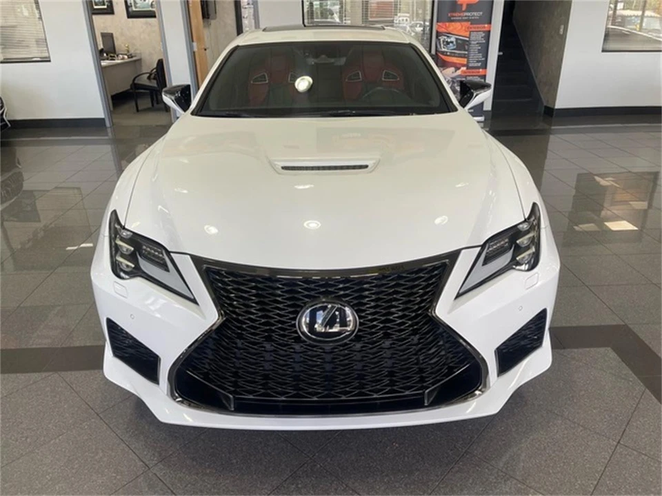 2021 Lexus RC F - Image 8 of 31