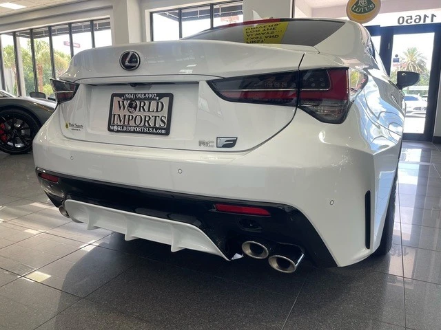 2021 Lexus RC F - Image 17 of 31