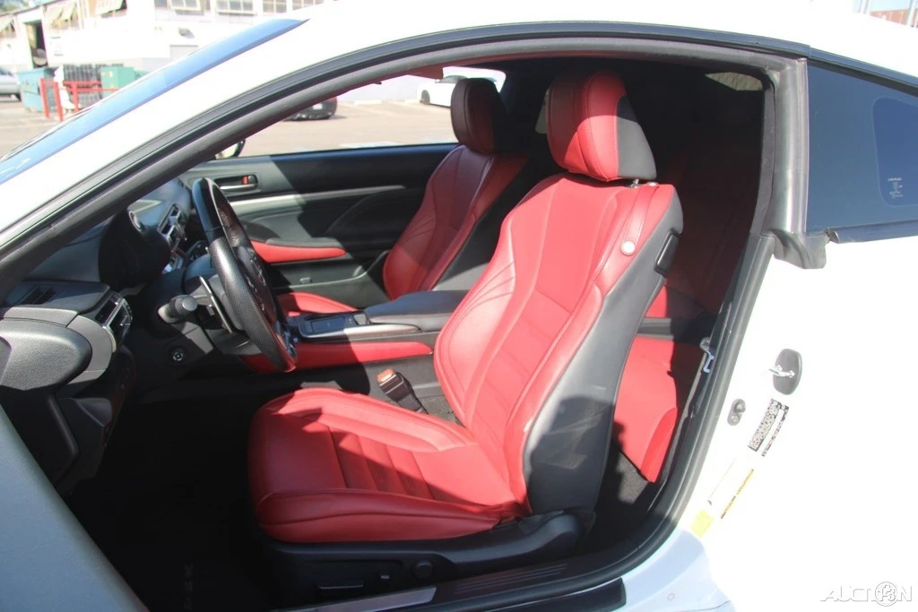 2021 Lexus RC F - Image 17 of 21