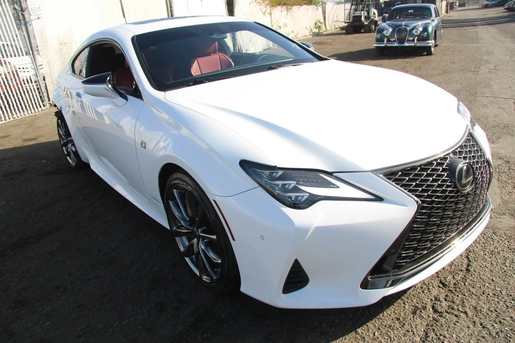 2021 Lexus RC F - Image 11 of 21