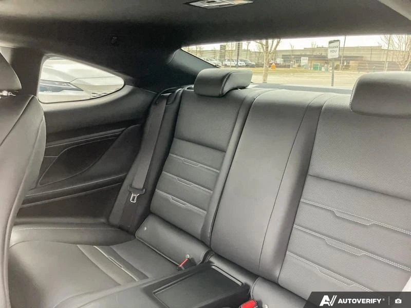 2021 Lexus RC - Image 18 of 20
