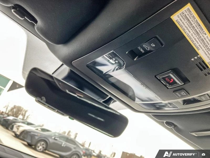 2021 Lexus RC - Image 16 of 20