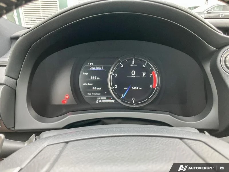 2021 Lexus RC - Image 12 of 20