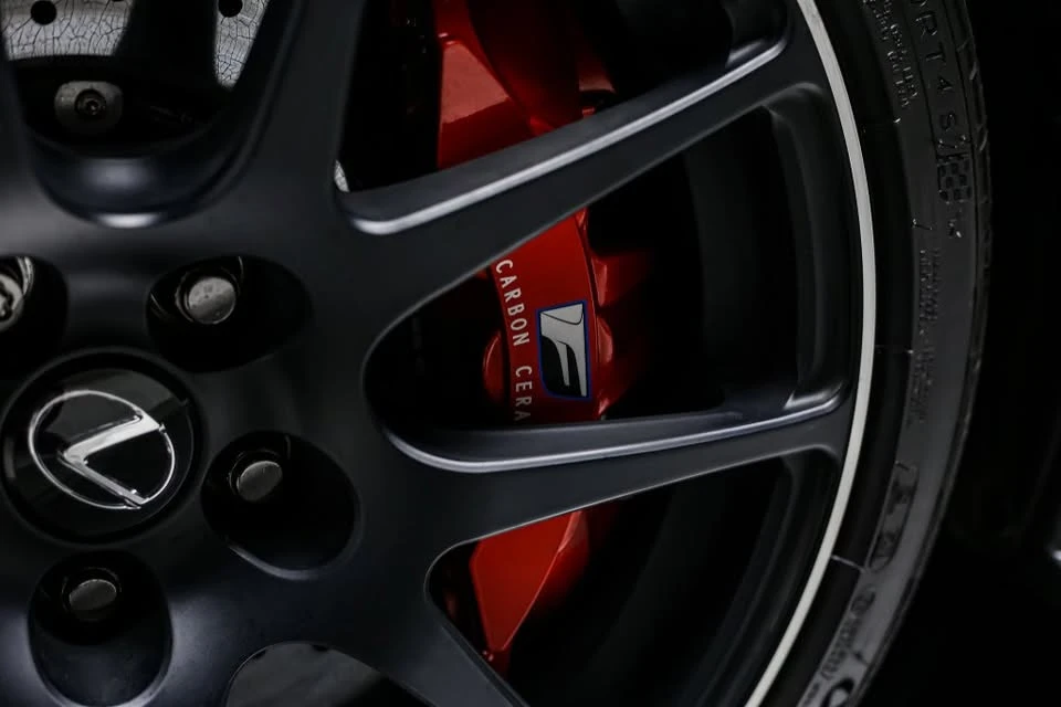 2021 Lexus RC F - Image 10 of 20