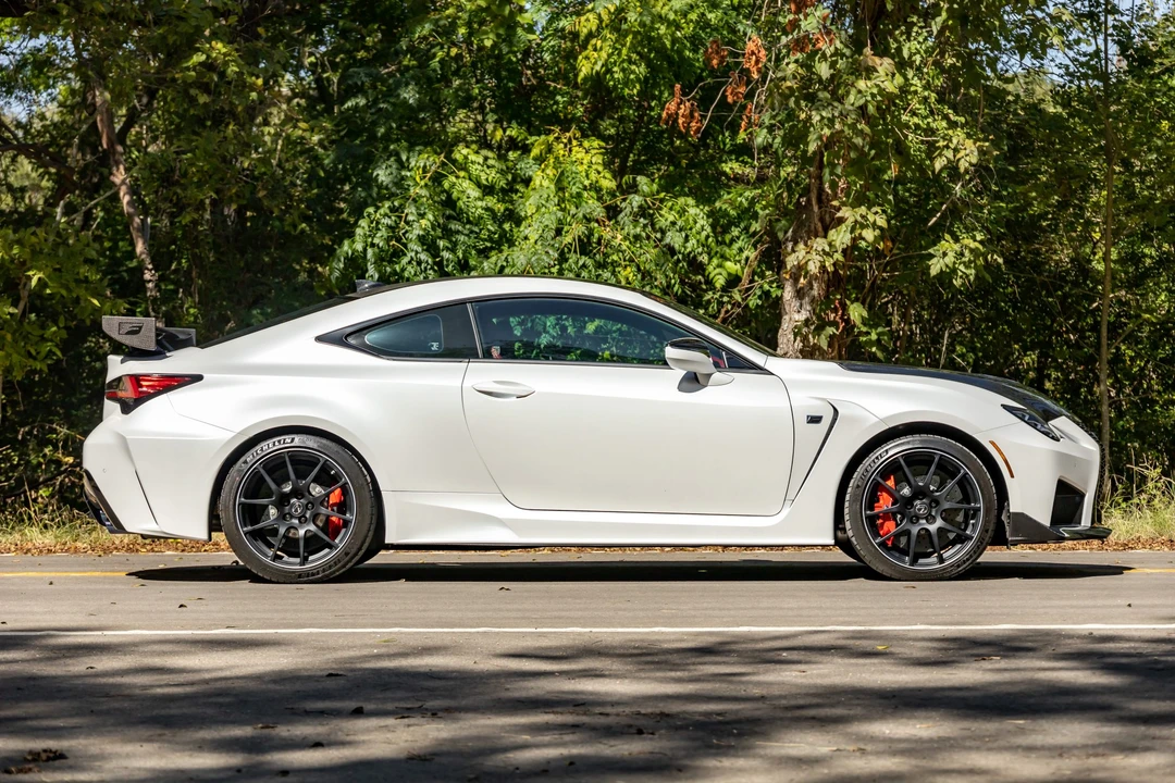 2021 Lexus RC F - Image 4 of 31