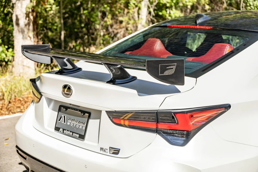 2021 Lexus RC F - Image 15 of 31