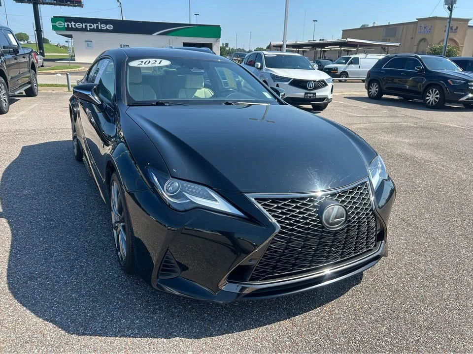 2021 Lexus RC - Image 2 of 8