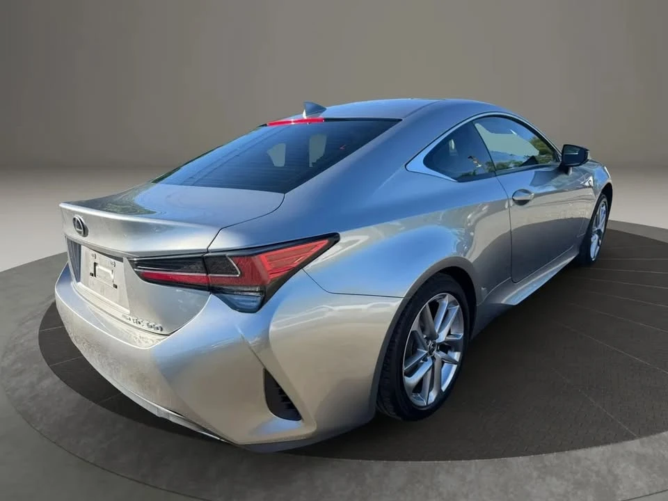 2021 Lexus RC - Image 5 of 20