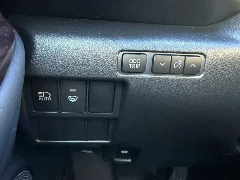 2021 Lexus RC - Image 19 of 20