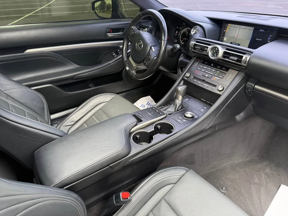 2021 Lexus RC - Image 7 of 7