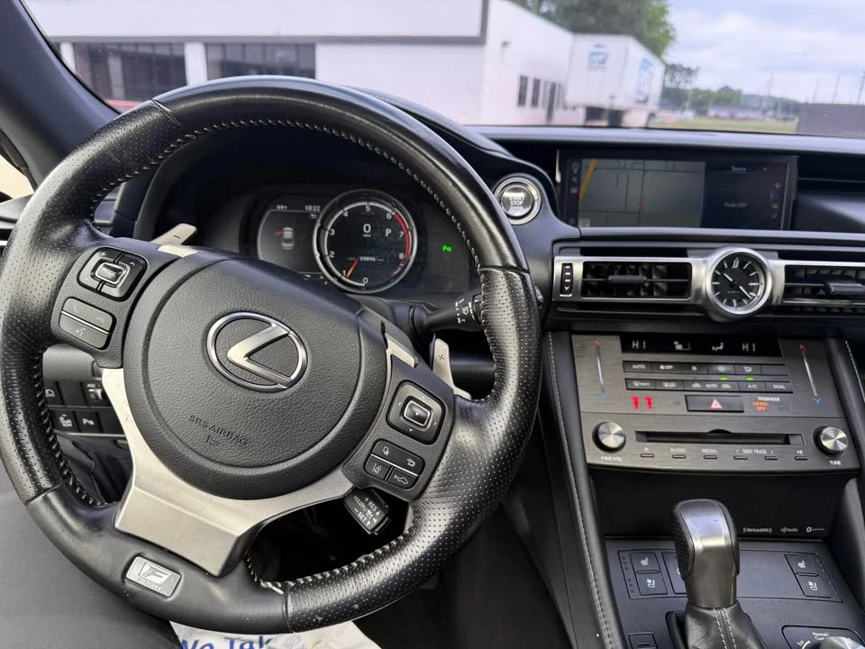 2021 Lexus RC - Image 6 of 7