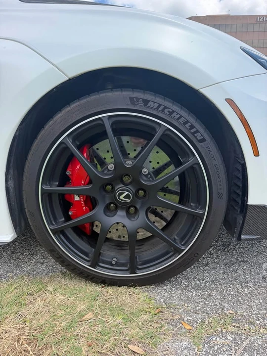 2021 Lexus RC F - Image 4 of 13