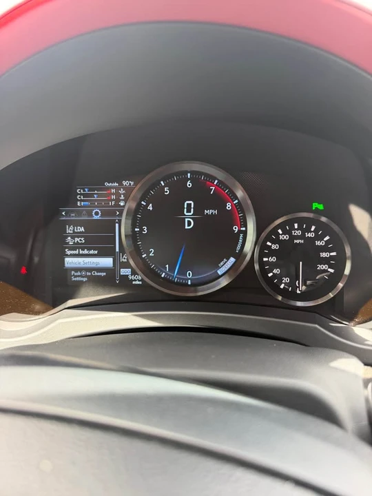2021 Lexus RC F - Image 11 of 13