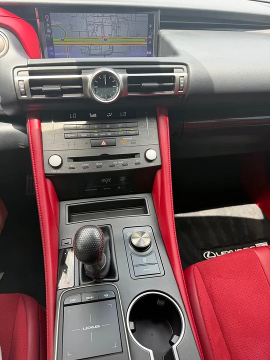 2021 Lexus RC F - Image 12 of 13