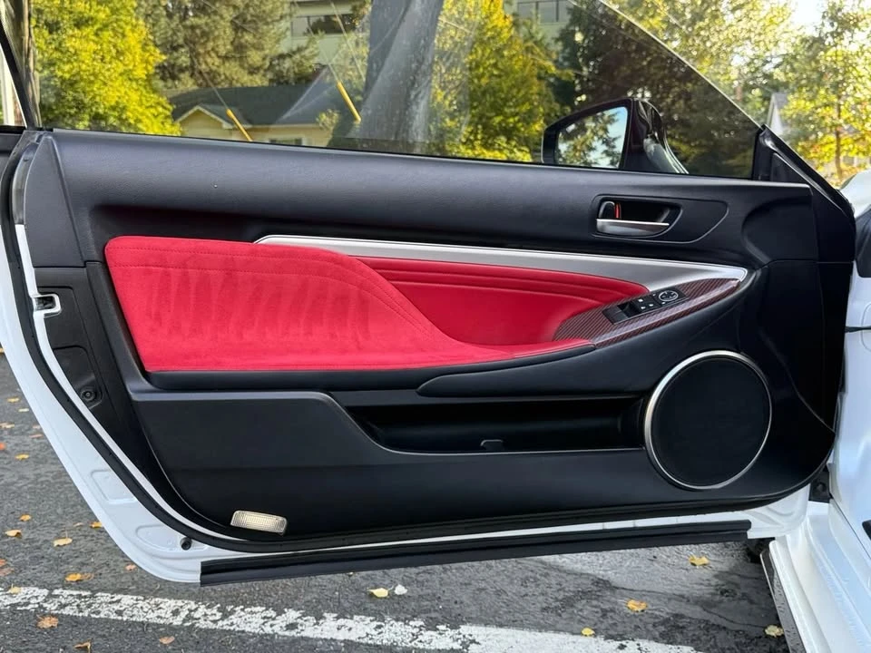 2021 Lexus RC F - Image 16 of 20