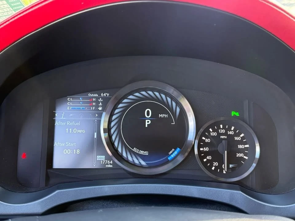 2021 Lexus RC F - Image 4 of 20