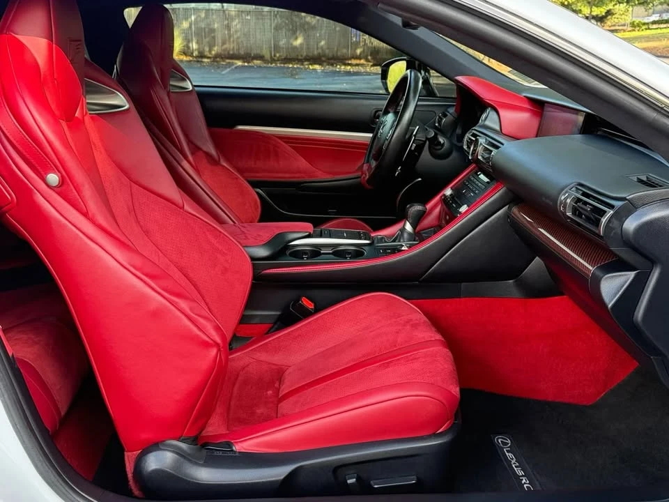2021 Lexus RC F - Image 14 of 20