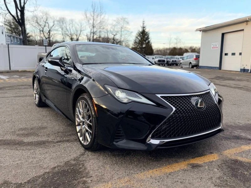 2021 Lexus RC - Image 4 of 12