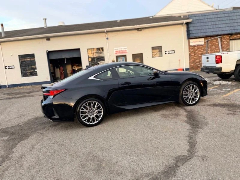 2021 Lexus RC - Image 8 of 12