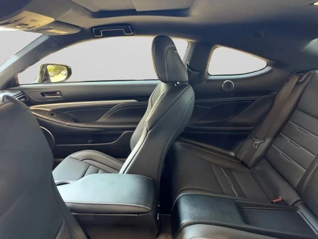 2021 Lexus RC - Image 28 of 31