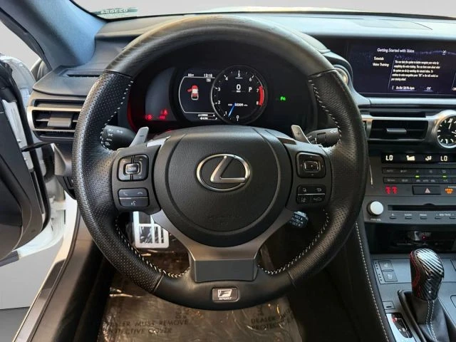 2021 Lexus RC - Image 22 of 31