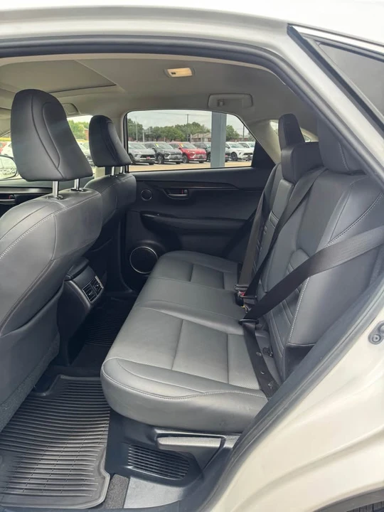 2021 Lexus RX 4th Gen - Image 8 of 15