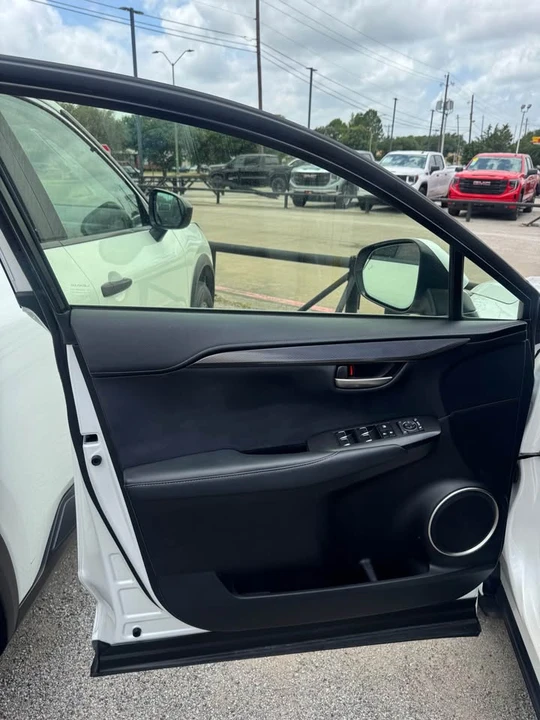 2021 Lexus RX 4th Gen - Image 5 of 15