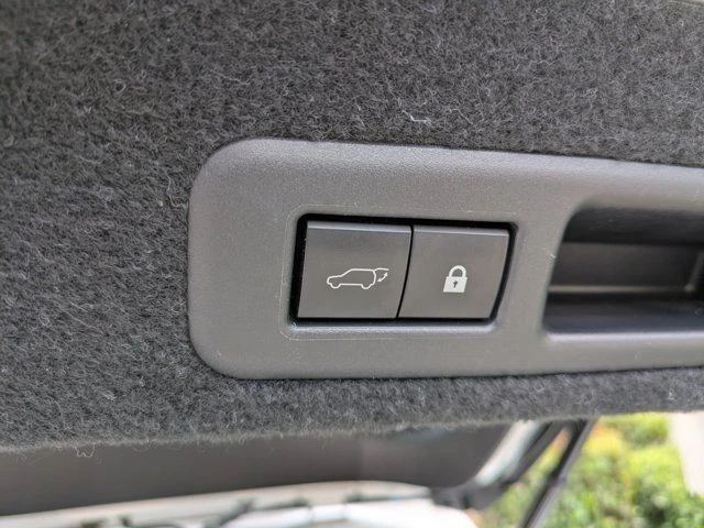 2021 Lexus RX 4th Gen - Image 18 of 21
