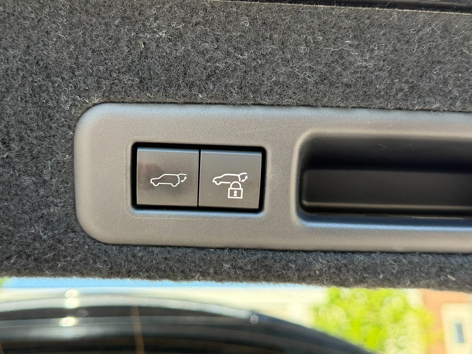 2021 Lexus RX 4th Gen - Image 23 of 27