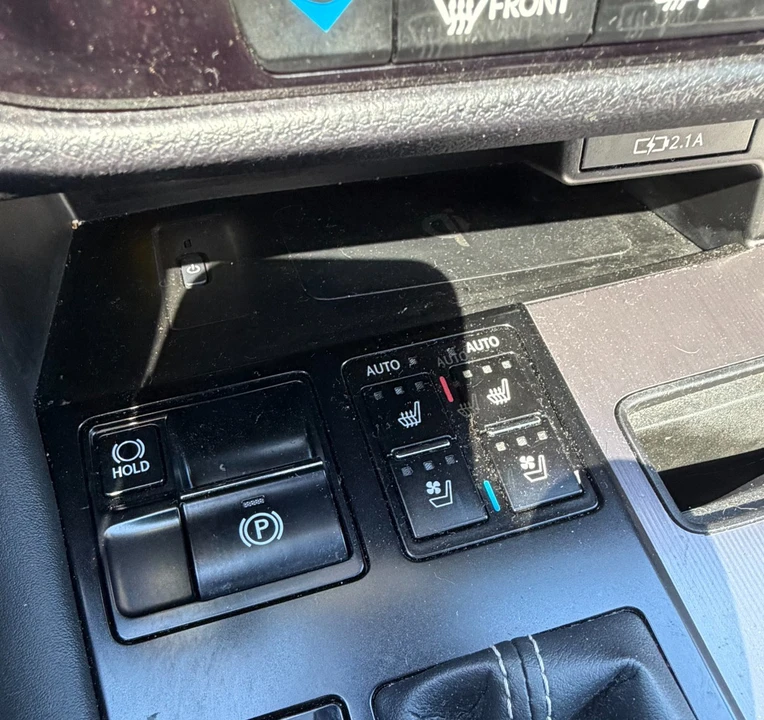 2021 Lexus RX 4th Gen - Image 21 of 27