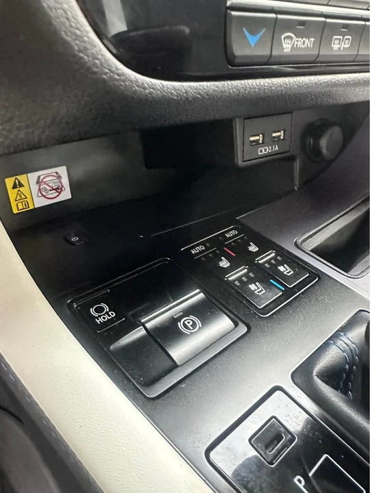 2021 Lexus RX 4th Gen - Image 14 of 17