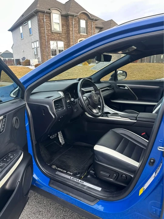2021 Lexus RX 4th Gen - Image 9 of 17