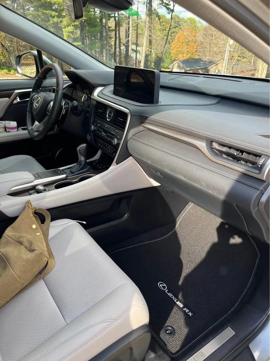 2021 Lexus RX 4th Gen - Image 10 of 11