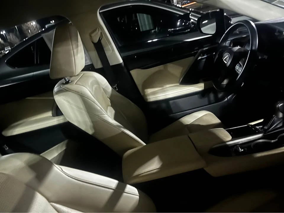 2021 Lexus RX 4th Gen - Image 6 of 6