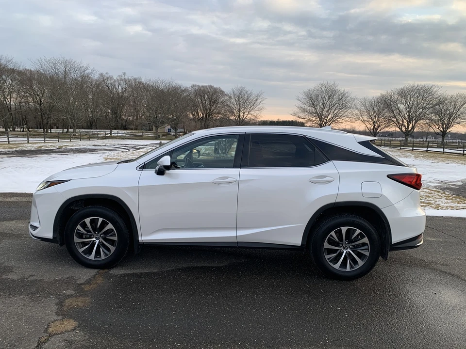 2021 Lexus RX 4th Gen - Image 8 of 21