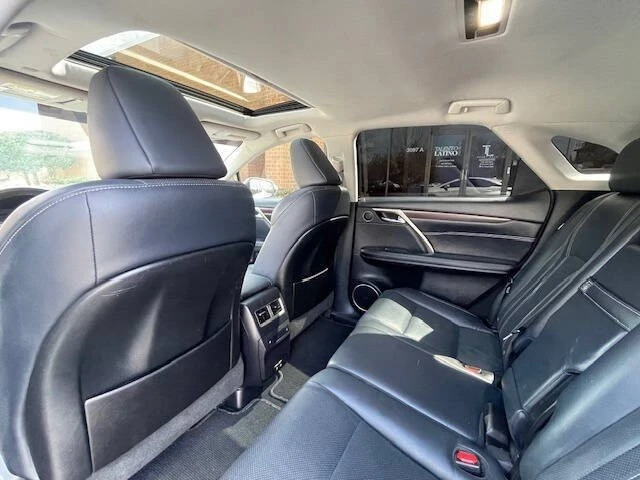 2021 Lexus RX 4th Gen - Image 17 of 31