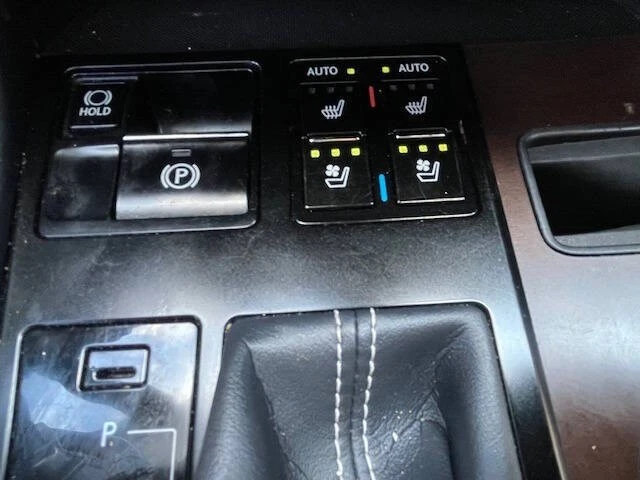 2021 Lexus RX 4th Gen - Image 27 of 31