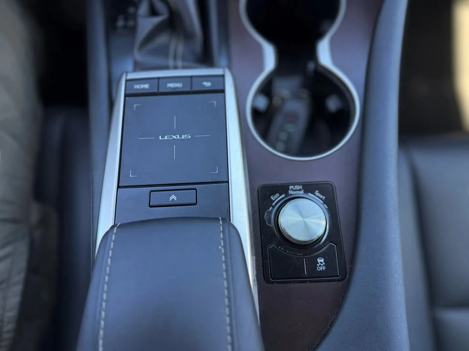 2021 Lexus RX 4th Gen - Image 16 of 20