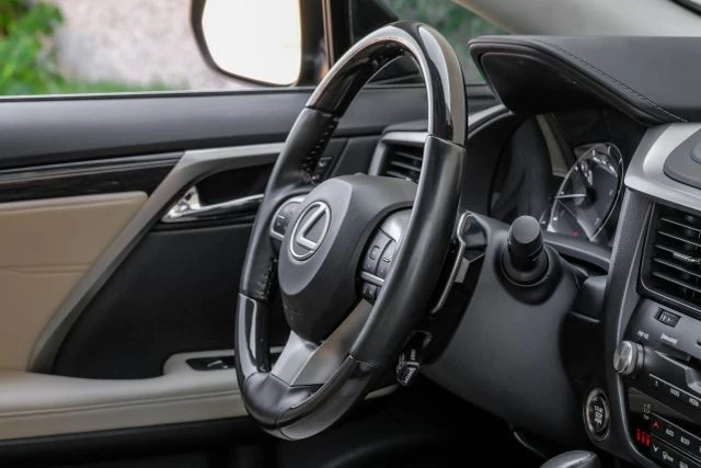 2021 Lexus RX 4th Gen - Image 15 of 21