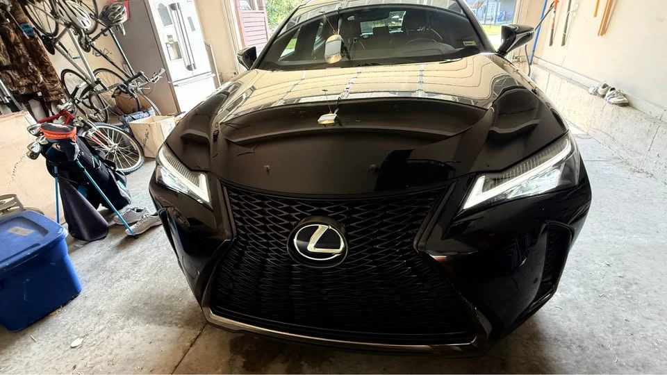 2021 Lexus - Image 2 of 16