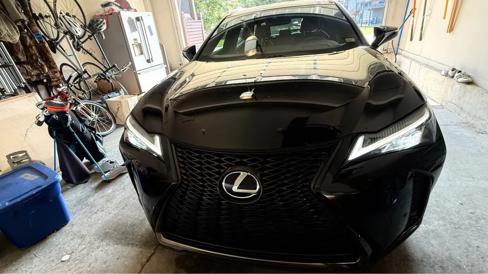 2021 Lexus - Image 4 of 16