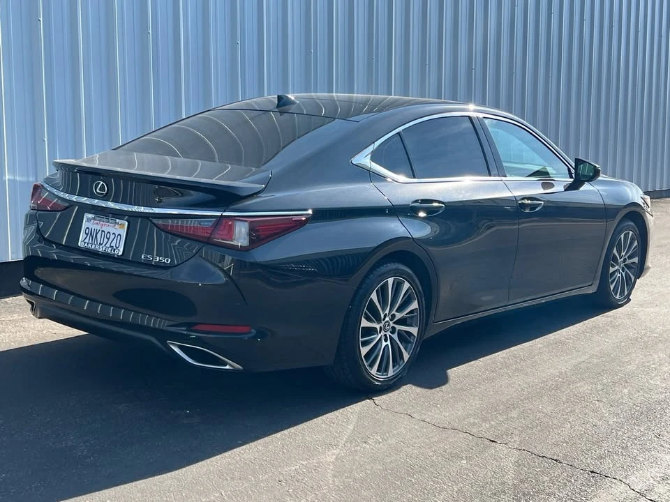 2021 Lexus ES 7th Gen - Image 6 of 9