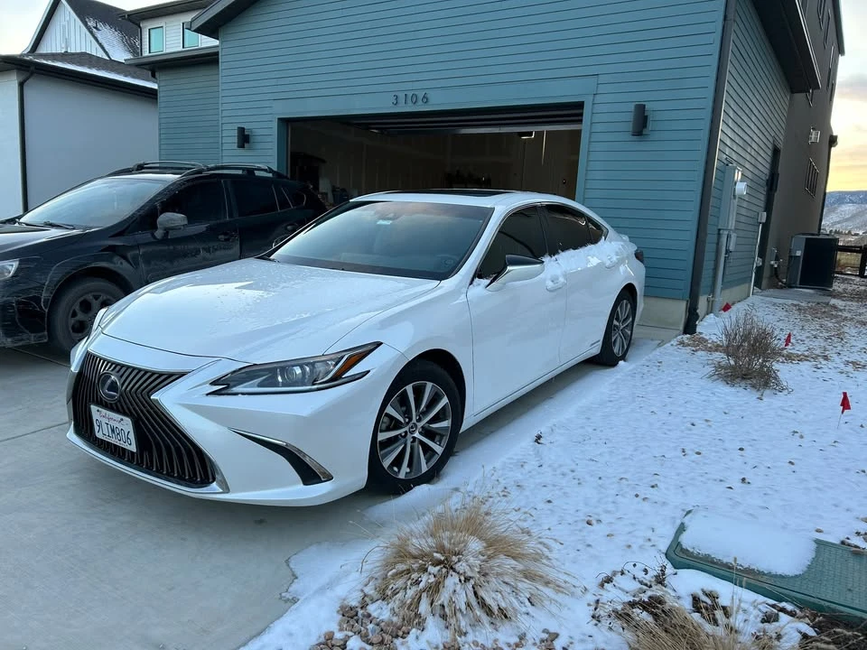 2021 Lexus ES 7th Gen - Image 3 of 4