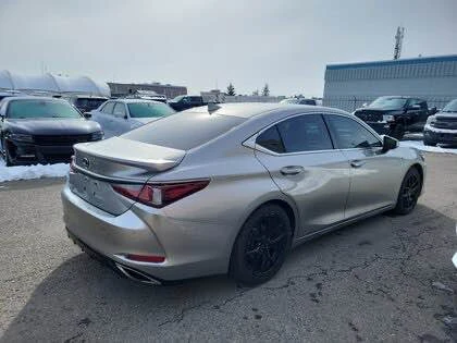 2021 Lexus ES 7th Gen - Image 3 of 10