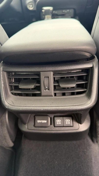 2021 Lexus ES 7th Gen - Image 17 of 19