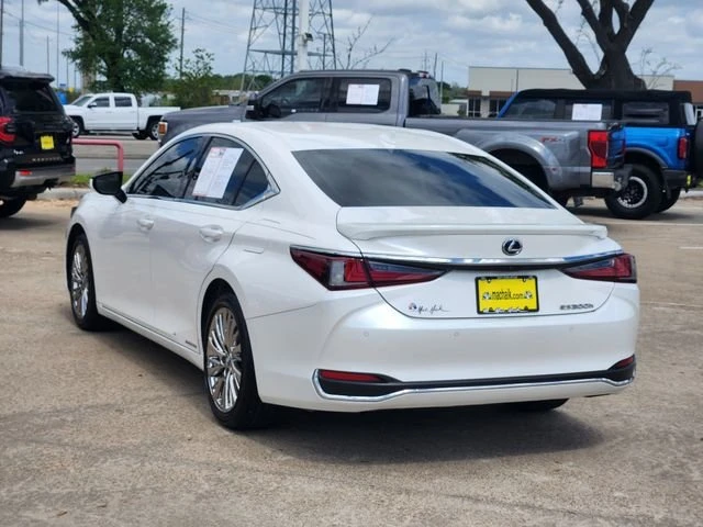 2021 Lexus ES 7th Gen - Image 7 of 20