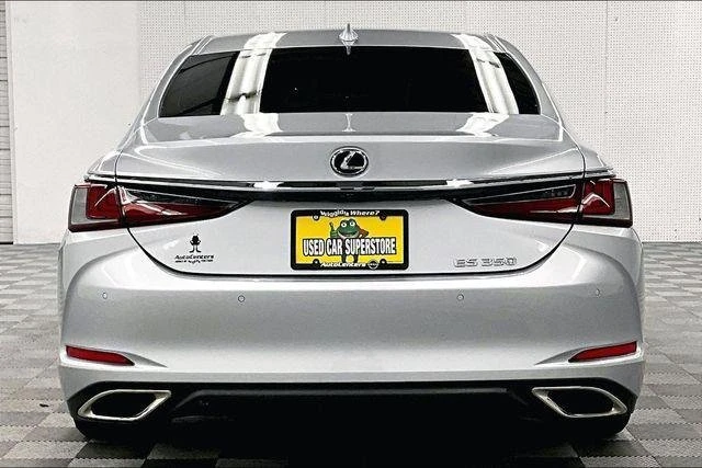2021 Lexus ES 7th Gen - Image 4 of 18