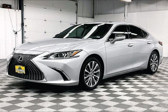 2021 Lexus ES 7th Gen - Image 10 of 18