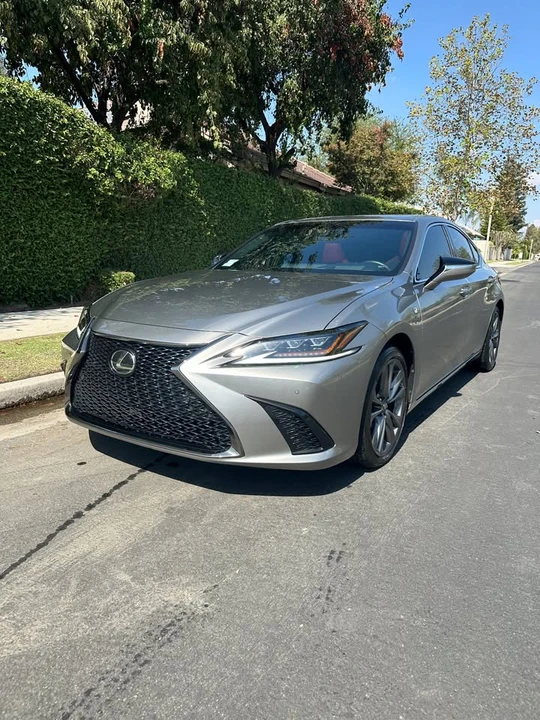 2021 Lexus ES 7th Gen - Image 6 of 20