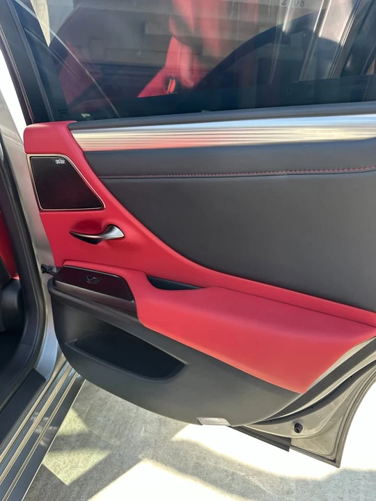 2021 Lexus ES 7th Gen - Image 18 of 20